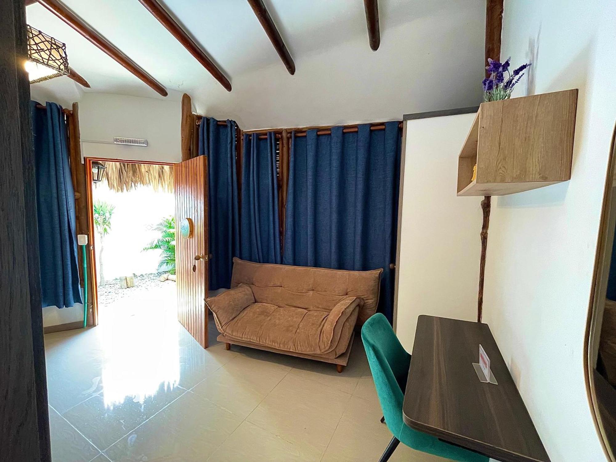 Bikini Hotel & Pool Palomino Habitación foto